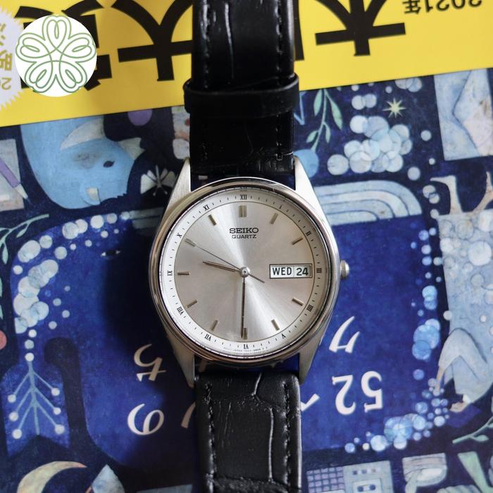 Seiko Roman Index Silver Sunburst Dial