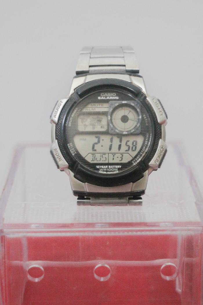 Jam Tangan Pria Original Casio Digital Sport Premium 5 Alarm
