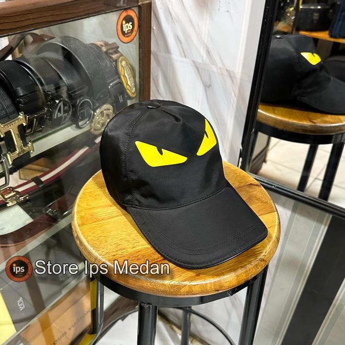 Topi Logo F
