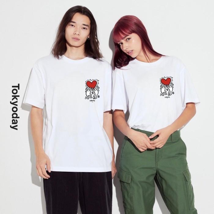 Kaos Couple Love Keith Haring / Kaos Unisex Keith Haring Love