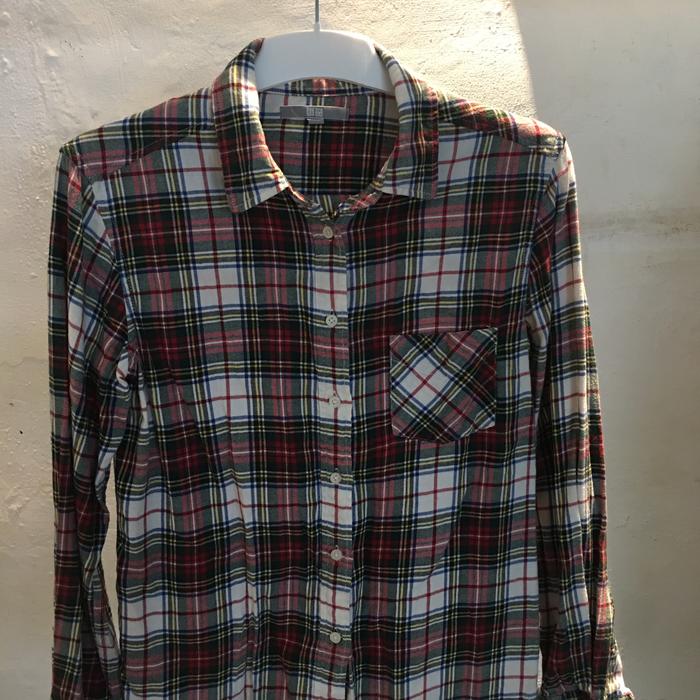 kemeja uniqlo flanel cewek