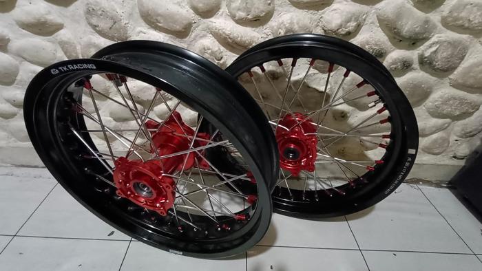 Velg Supermoto CRF150 Velg Set Supermoto CRF150 VELG TK TROMOL CNC