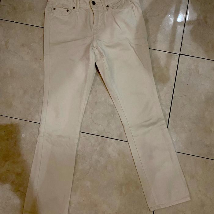 Celana putih bahan Jeans adem brand Gap putih