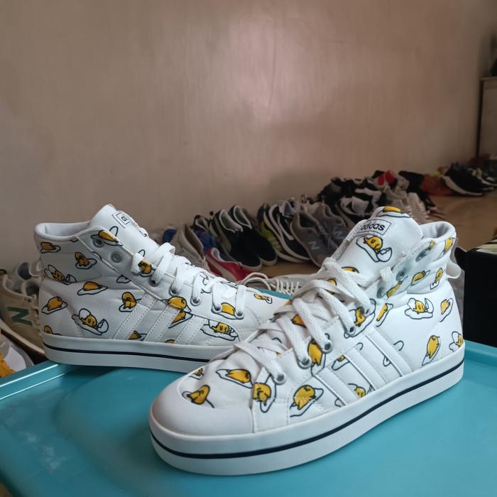 adidas bravada mid lace up x gudetama seaker second shoes