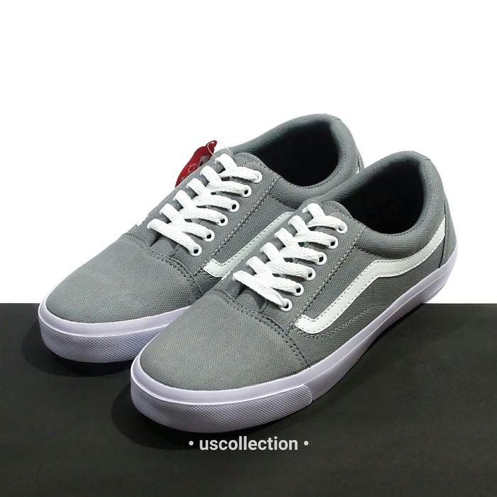 SEPATU VANS OLDSKOOL ABU PUTIH SNEAKERS PRIA