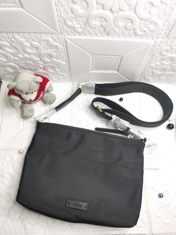 Tas Wanita Fossil Fiona Small CrossBody Black Viraloff