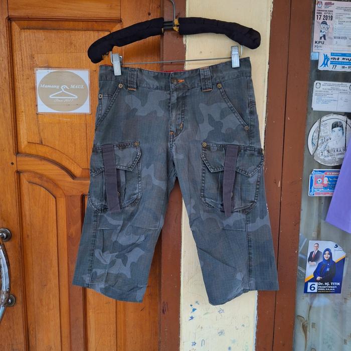Jual Short Pants Cargo Camo Ba-tsu Studio Size 27