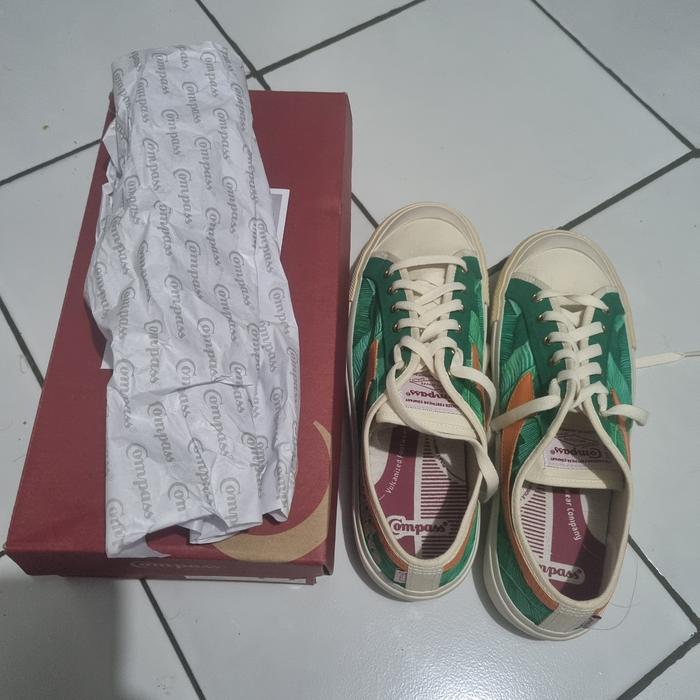 compass gazelle collab five monkey rare size. 45