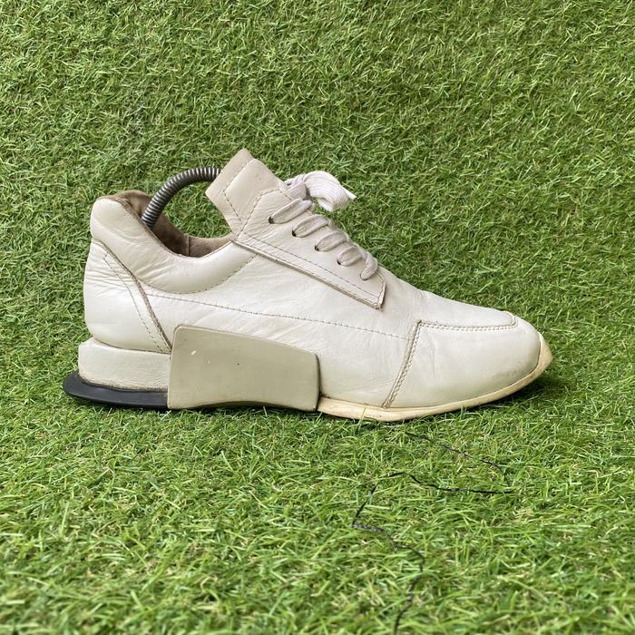 adidas Level Runner LowRick Owens Milk Sneakers Bekas
