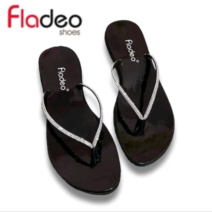 sandal branded matahari