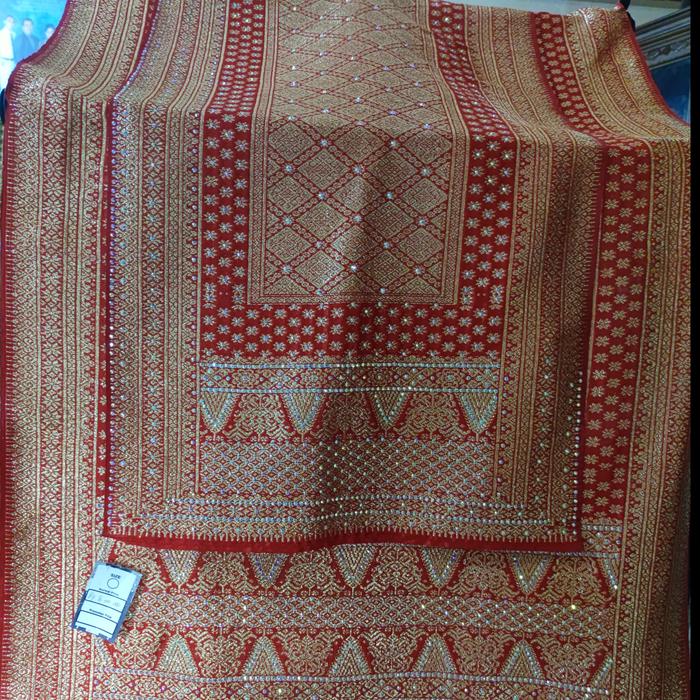Songket Palembang - KLASIK Merah CABE Nampan Perak, EKSLUSIVE DITABURI 3000 Swarovski diamond, Sutr