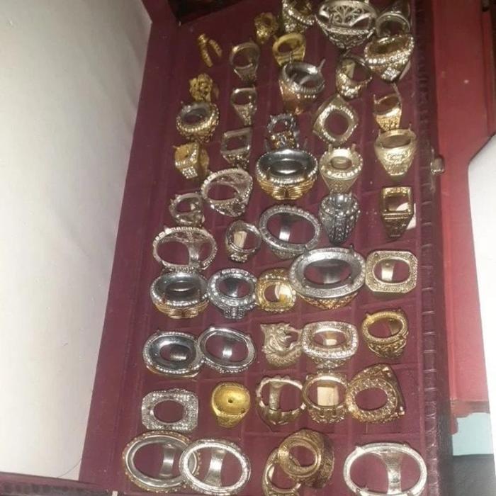 Cangkang Emban Batu Cincin Campur Paket Kotak Rodium Titanium Perak Pria Wanita