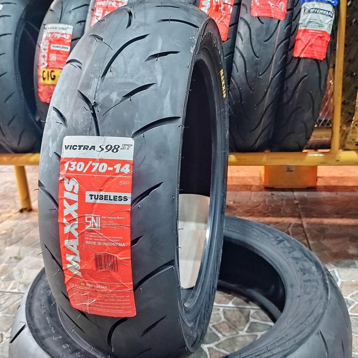MAXXIS. VICTRA 130/70-14