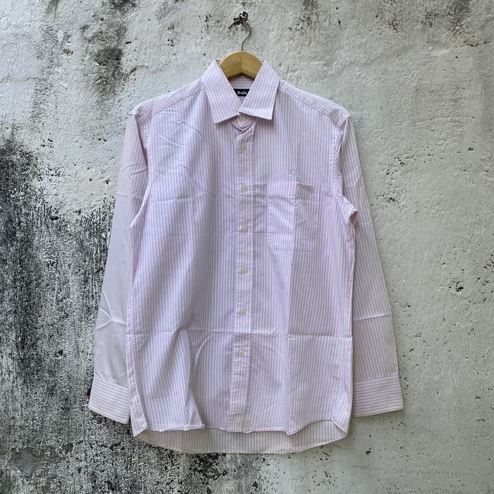 Kemeja Daiz - Size L - Baju