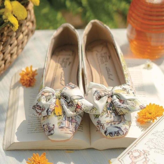 READY Ittaherl Winnie The Pooh 100 acre woods square shoes cloud + Katnis Mules Naval Size 37