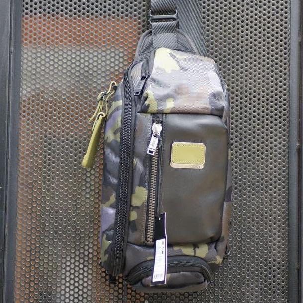 slempang pria mirror kelley branded sling bag