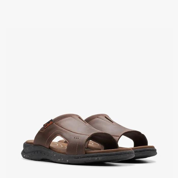 Sandal pria Clarks CLARKS Walkford Band Beeswax Leather