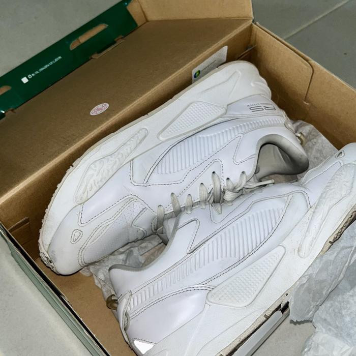 Preloved Sepatu PUMA RS-Z LTH 44 FULL WHITE Original [SECOND]