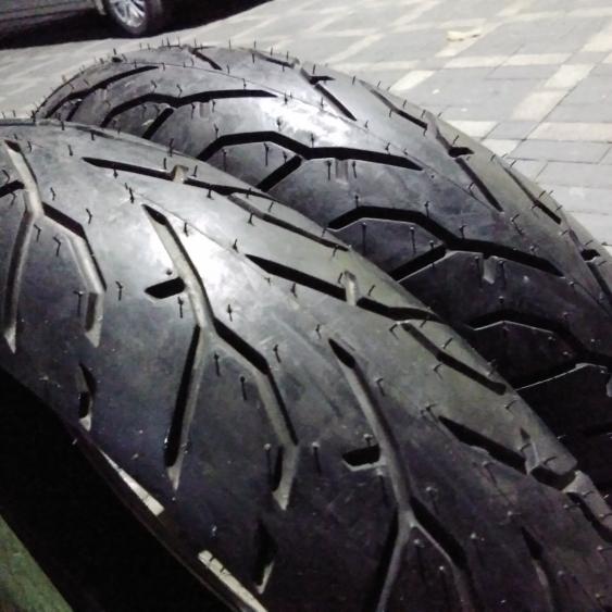 Ban Motor PIRELLI Night Dragon 130/60B19 M/C61H Ring 19 Custom Cruiser