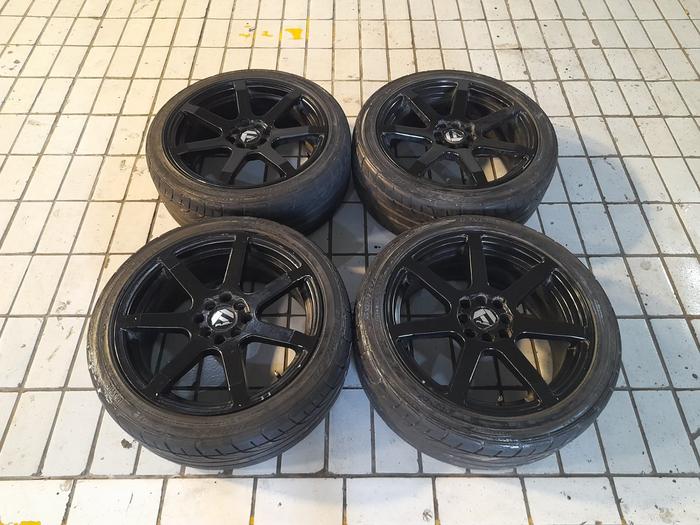 VELG MOBIL FUEL R17X7,5 PCD 4X100 4X114 + BAN 205/45R17 AVANZA XENIA