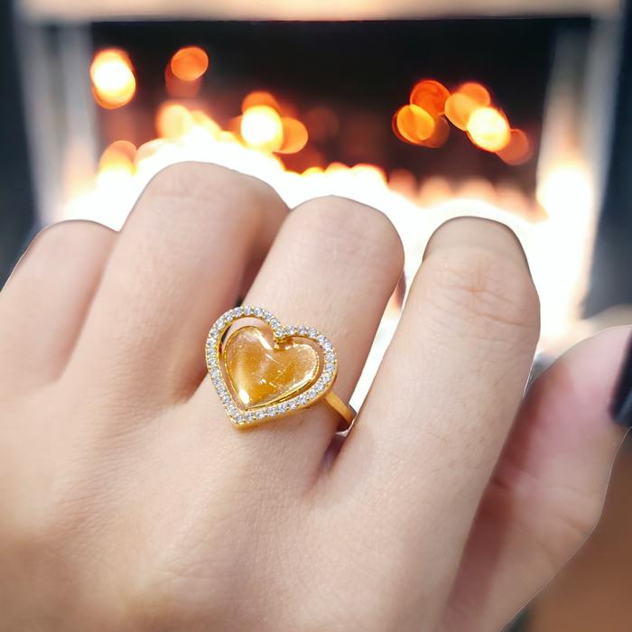 Cincin Alison Joy Heart Shape R13 2,79gr 75% PRMT57 - Toko Mas Paris Cikini Permata