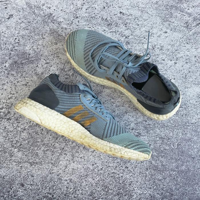 Sepatu Sneakers Adidas UltraBoost Parley - Size 35 sd 36 - Original - Second - Preloved