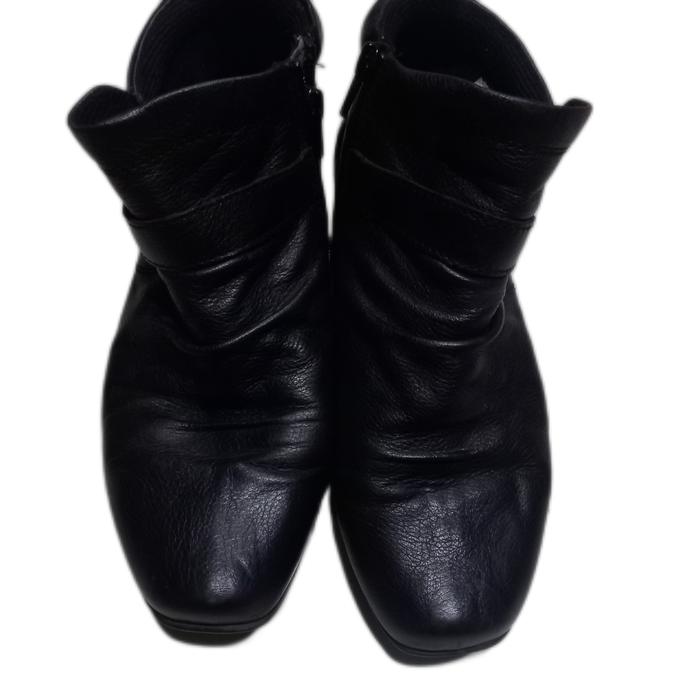 Sepatu bekas original M&S cewek size 36-37 (UK 3½)