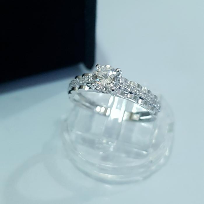 Cincin Berlian Asli Emas Putih
