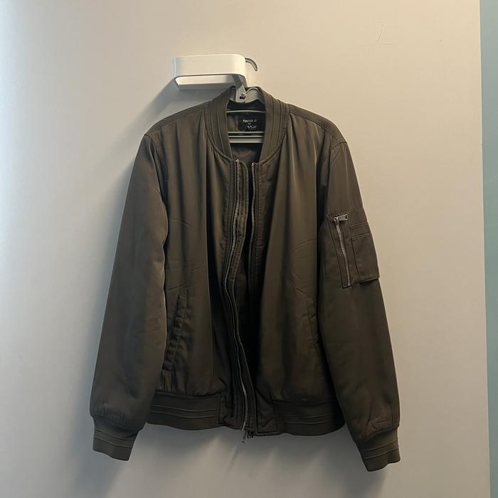 Jaket Bomber Forever 21 Green