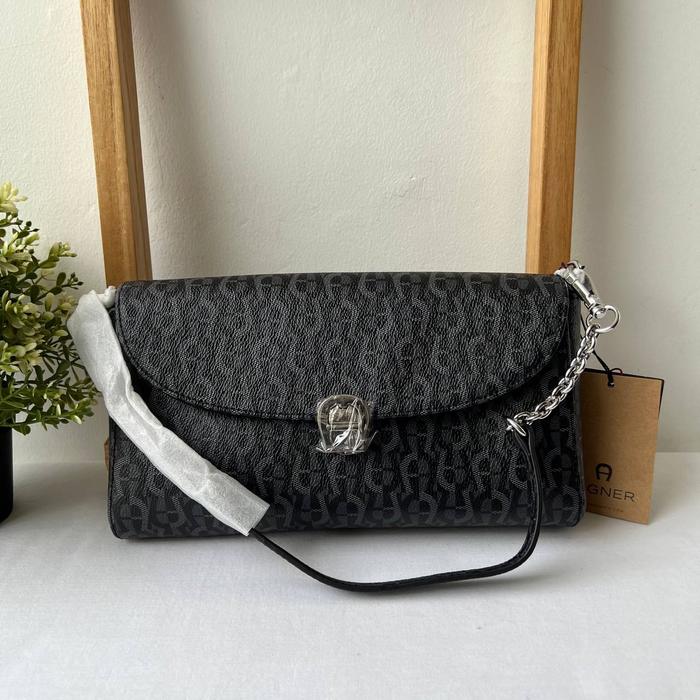 tas wanita aigne* zoe small pochette logo black mm