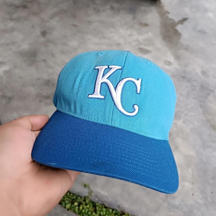 Topi Baseball Flexfit Import MLB Knsas City Size S-M