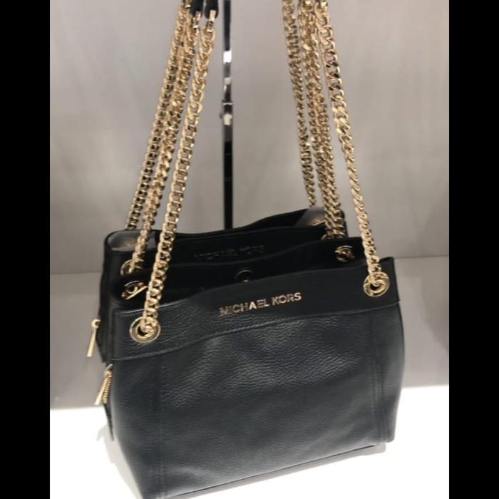 Michael Kors Jet Set Medium Chain  Shoulder Black