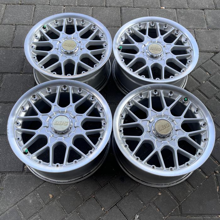VELG original BBS RS2 by Jazz Italy R17x7.5 et. 38 4x100 Yaris Raize