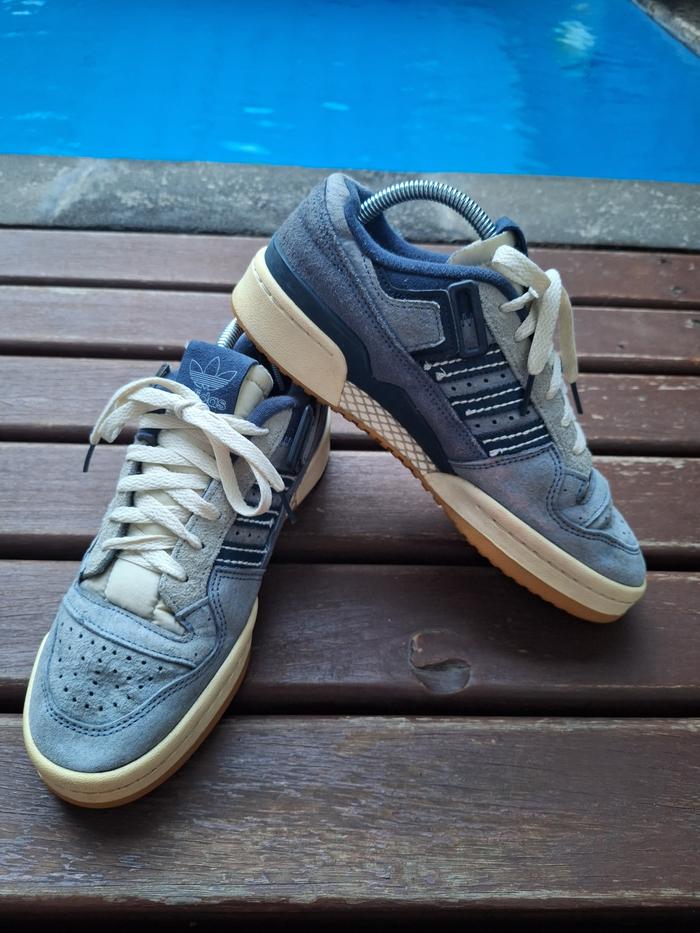 Adidas Forum Jeans / size 40