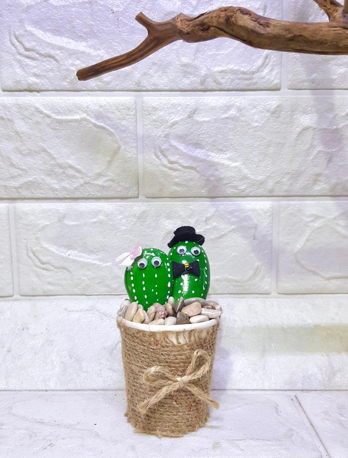 Kaktus Couple Mini Stone - Pajangan imitasi Kaktus Pasangan Cantik