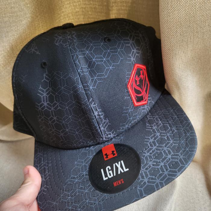 preloved topi under armour