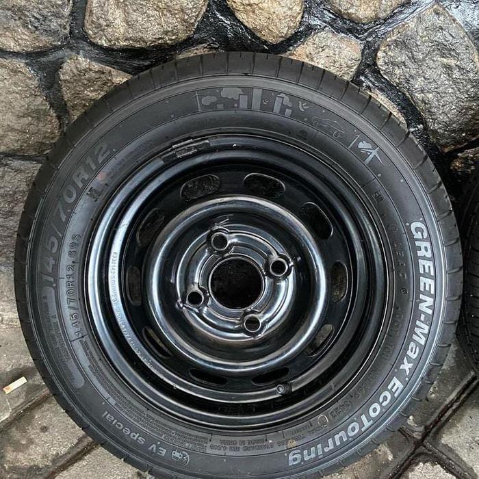 Velg+Ban+Dop Bawaan Wuling Air EV