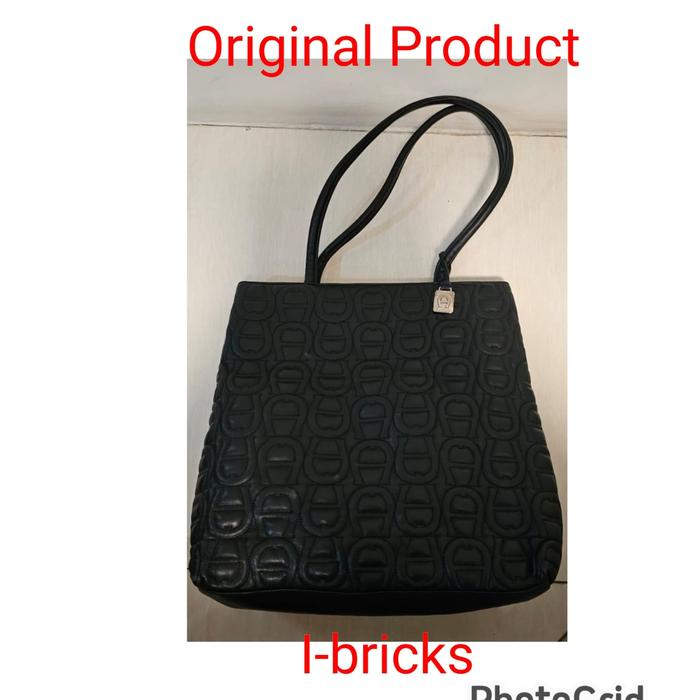 Tas Aigner Preloved Original Shoulder Bag Black Embosse Aigner