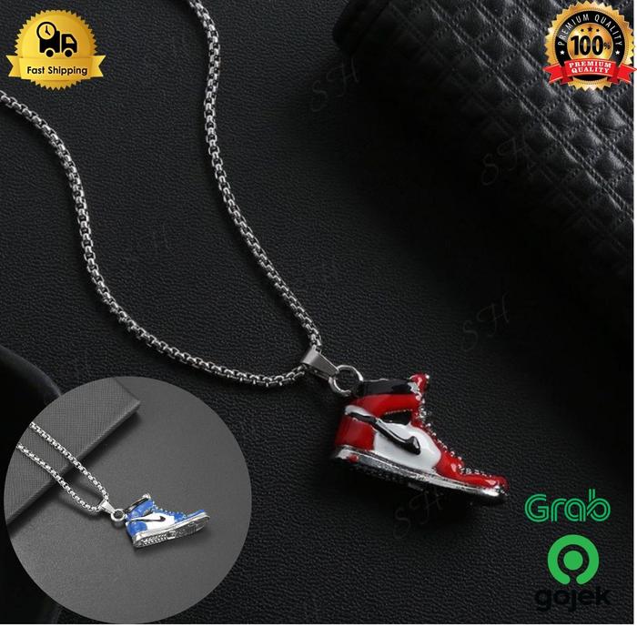 Kalung Rantai Pria Titanium Liontin Sepatu Jordan Merah Biru  K268