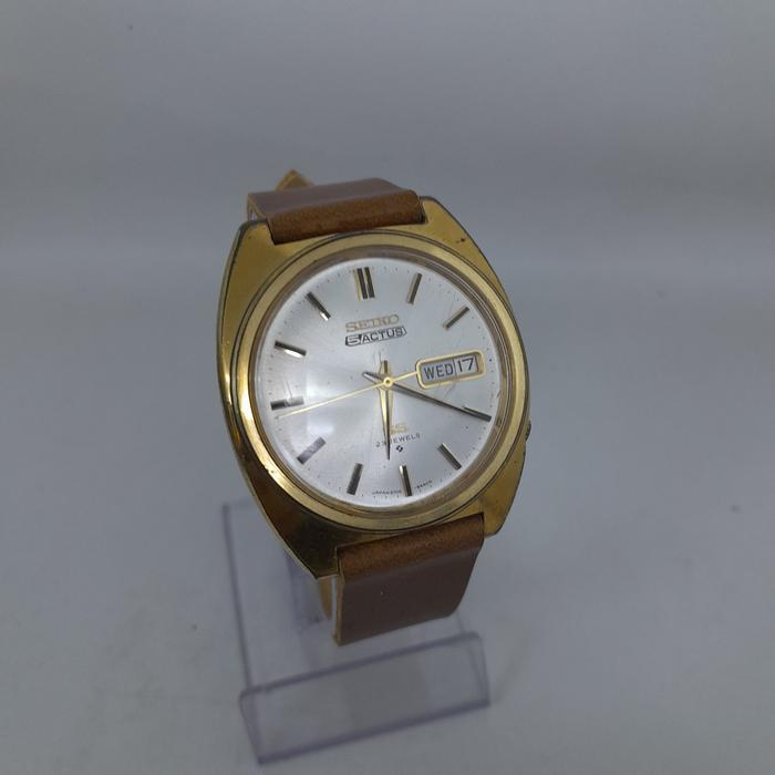 Jam tangan pria Seiko 5 actus SS 6106 8420 Automatic