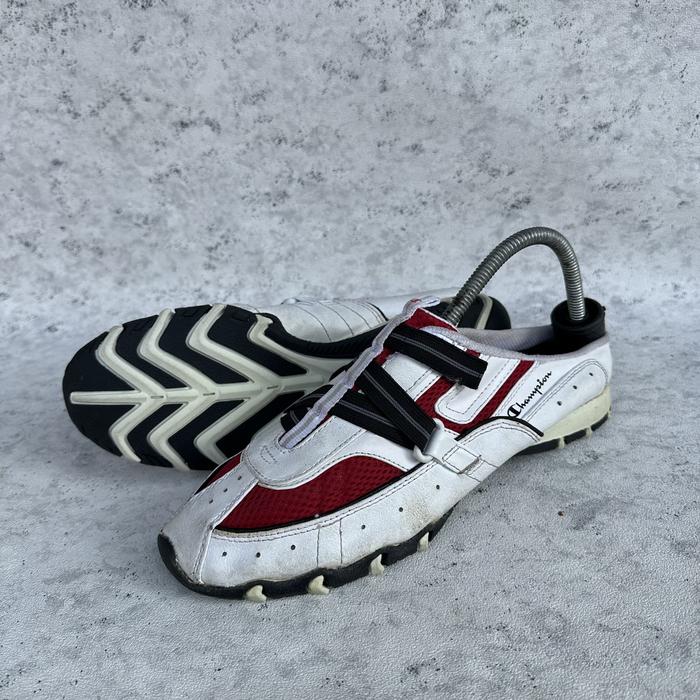 SEPATU CHAMPION SLIP ON