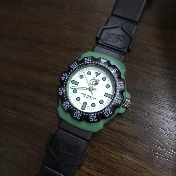 JAM MODEL FORMULA 1 MERK SQUASH