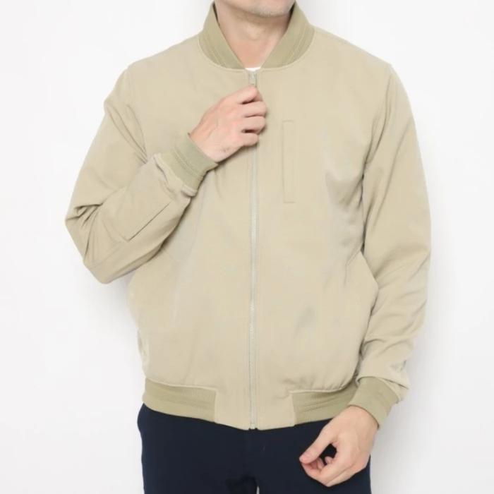 JACK NICKLAUS Winner Jaket Pria Original Regular Fit,Sand