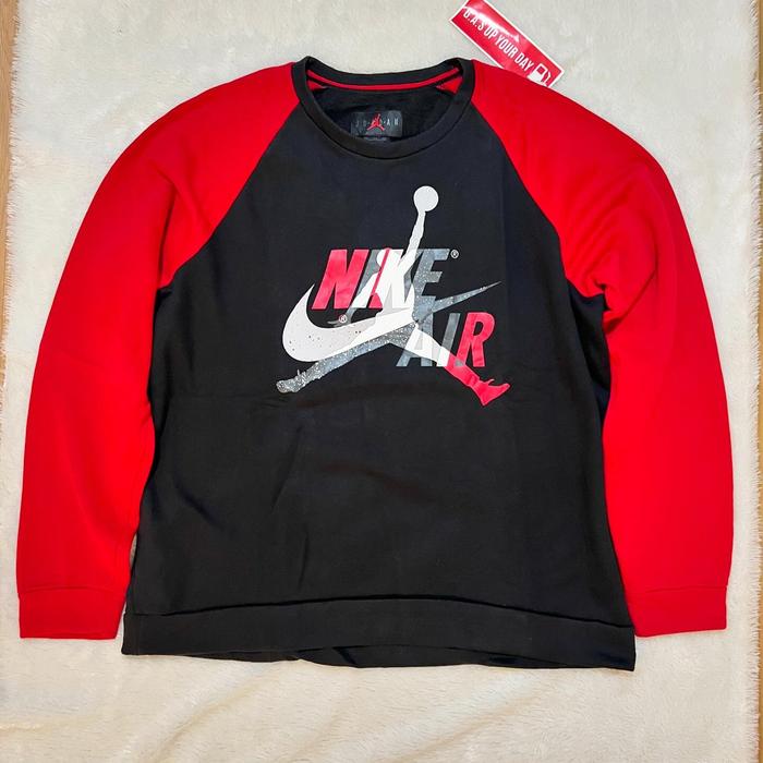 NIKE AIR JORDAN HOODIE • BLACK RED