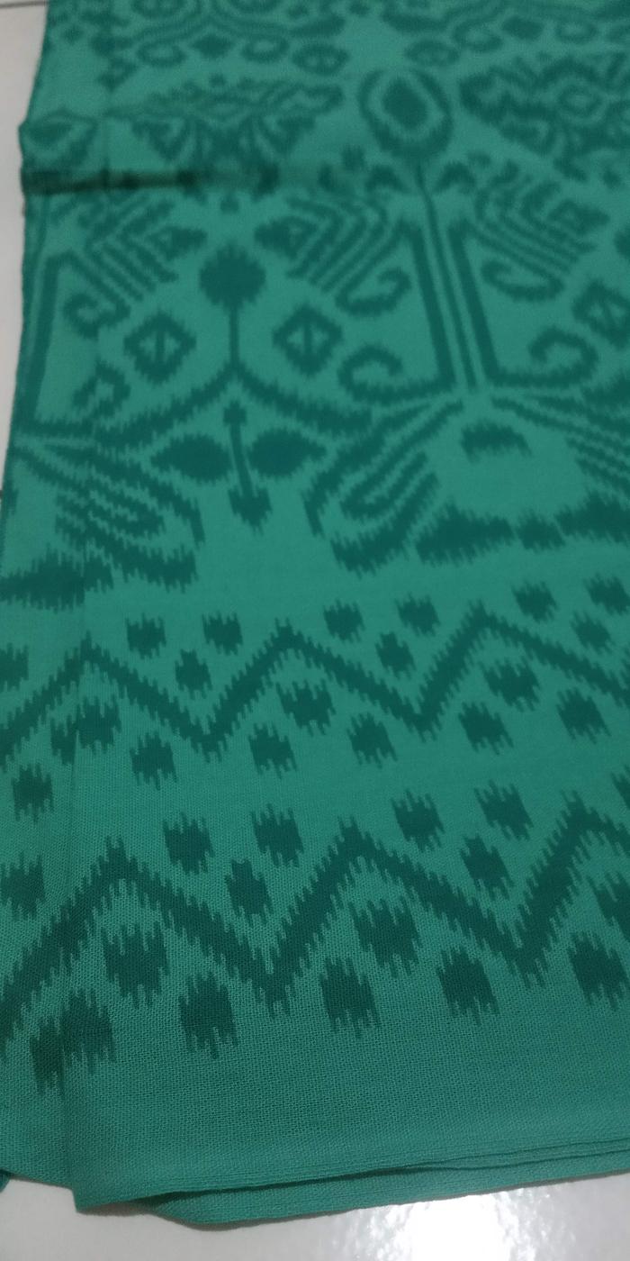 Kain ende bali hijau tosca