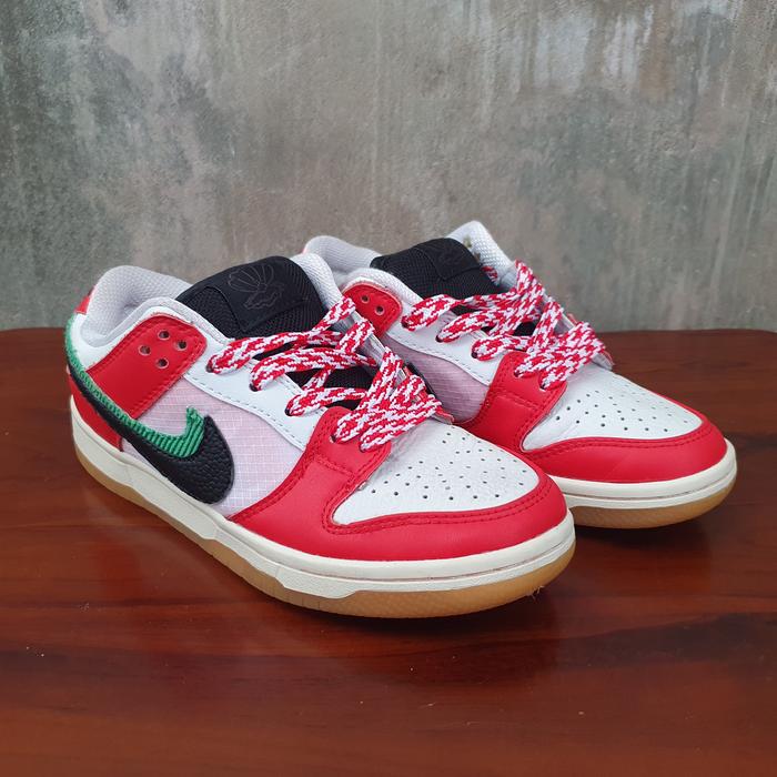 SB Dunk Habibi Size 36