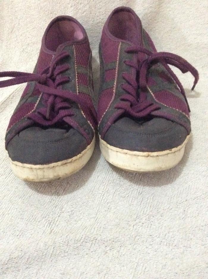 Sepatu Bekas Asics Aaroon purple women No 38
