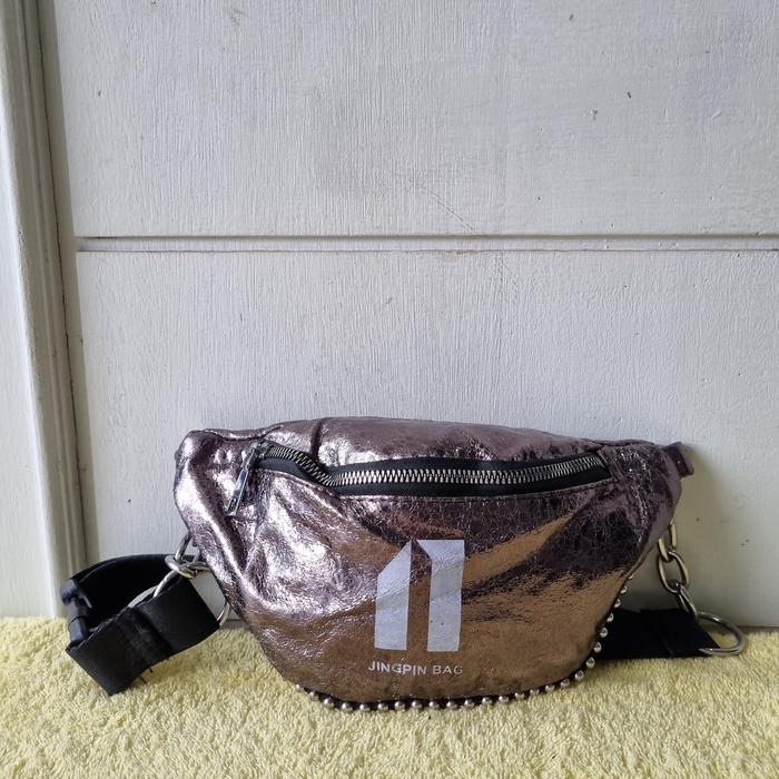 TAS WB WANITA SECOND IMPORT / TAS WAISTBAG WANITA FASHION IMPORT SILVER