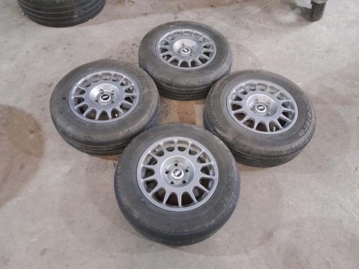 VELG MOBIL BEKAS R15 BAUT 5 ISAO HSR R15X7 5X114 ET40 BAN ECOPLUSH 205 70 R15