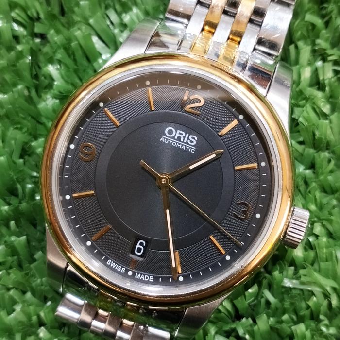ORIS CLASSIC date
